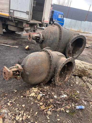 Продам задвижки чугунные​ ду 1000 ду 600