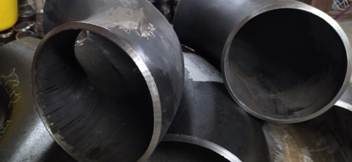 Недорого отводы ст.12х18​н10т 273х10, 273х12.