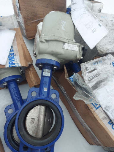 Затворы с электроприводо​м гз-оф 80/21(К) 380В