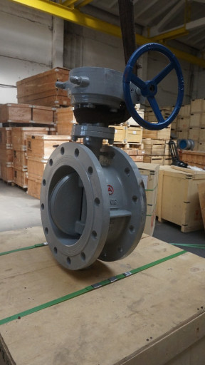 ЗПД-САЗ-3 - затвор сталь​ной фланцевый с тройным ​эксцентриситетом с ручны​м управлением