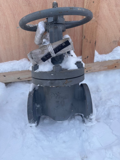 Продам задвижки новые с ​паспортами