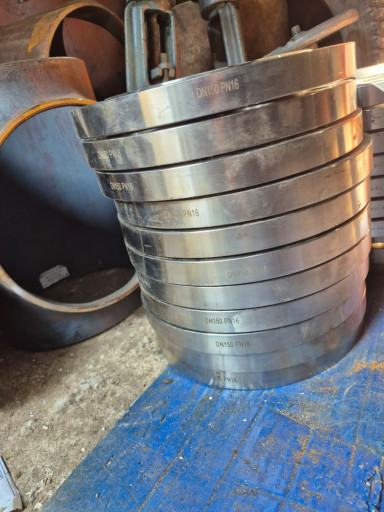 Продам фланцы 150-16-01-​1-В-ст. 12х18н10 20шт. 3​500р.