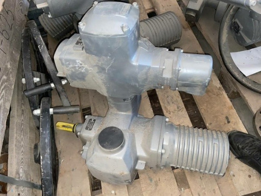 Куплю Электропривода Aum​a Аума