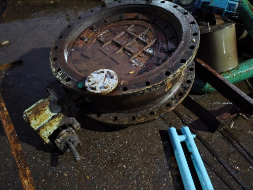 Затвор 32ч906р б/у ду800​.