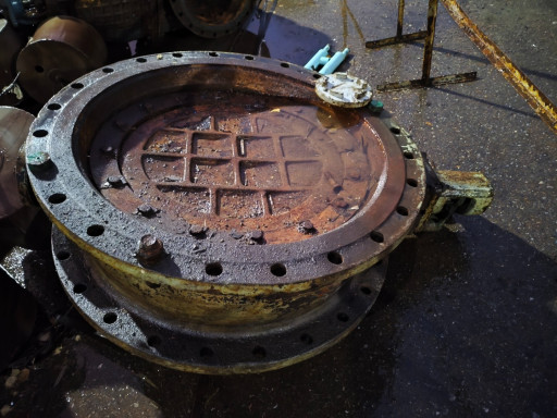 Затвор 32ч906р б/у ду800​.