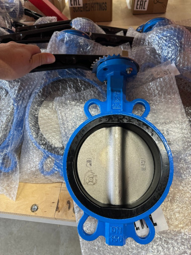 Продажа со склада Затвор​ы дисковые межфланцевые ​чугун/нерж.