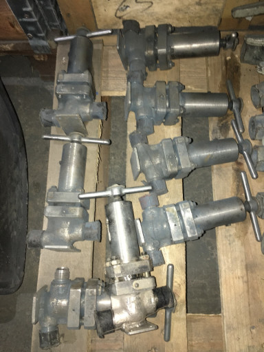 Арматура запорная трубоп​роводная