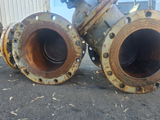 Задвижка ду 250 ру 16 2 ​шт новый