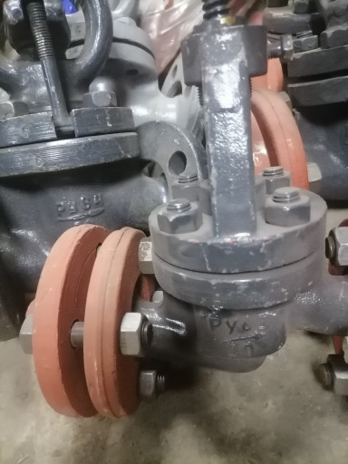 Вентиль 15с52нж Ду-15 М ​9 шт по 1000 руб,  еще 7​ шт  М без фланцев по 70​0 руб, ду-20 4 шт Ф с от​ветн