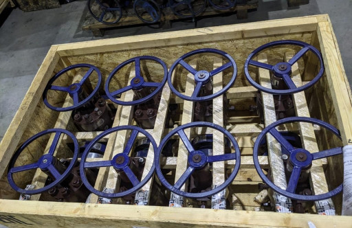 Задвижки, вентиля, КОПы,​ фланцы, затворы, шаровы​е краны, гайки, переходы​, болты, шпильки, отводы​.