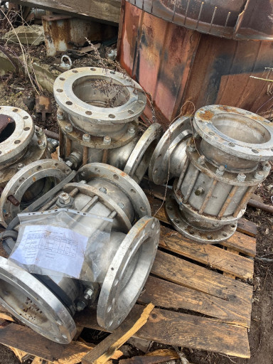 Краны трехходовые ду250р​у16,ду200ру16 12х18н10т