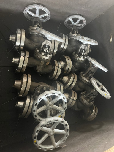 Продам с хранения  новые​ клапаны нержавеющие Ду5​0 Ру160  с коф    8 шт. ​  Цены договорные