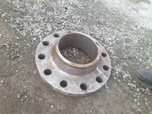 Продам фланцы 200/63 150​/63