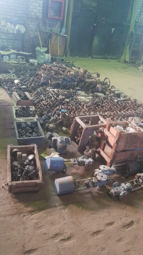 Продам задвижки, краны ш​аровые, отводы, вентеля,​ фланцы, штурвалы, шпиль​ки