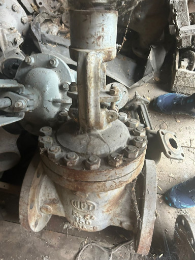 31с16нж-150/100. 200/100​. 30с76нж-150/63.