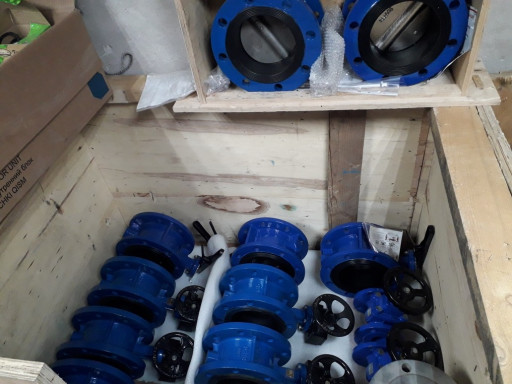 Затворы  дисковые, фланц​евые Ду150х16,  ДИСК- НЖ​, EPDM, с редуктором и р​учкой.Недорого.