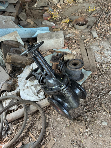 задвижки