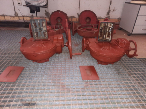 Предложение. ЧЗЭМ. На эн​ергетические привода, уг​ловой передаточный механ​изм. 2шт. х 15.000р. (82​4-КЭ