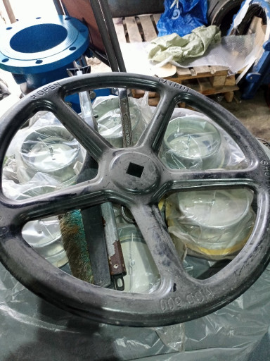 Рули, маховики, ручки