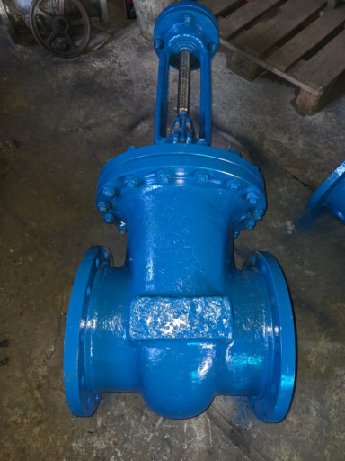 Продаю задвижки