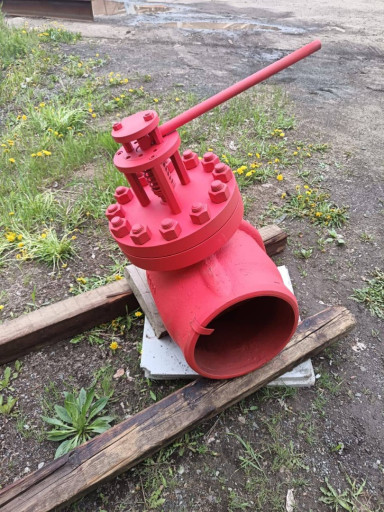 Продам клапан 6с-13-5