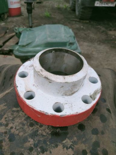 ПРОДАМ ФЛАНЕЦ