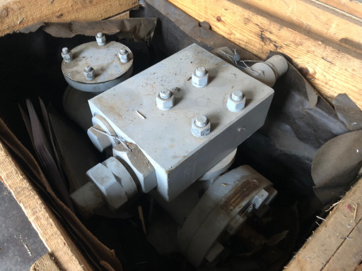 Насос масловнинтовой с блоком клапанов МВН 30-320М