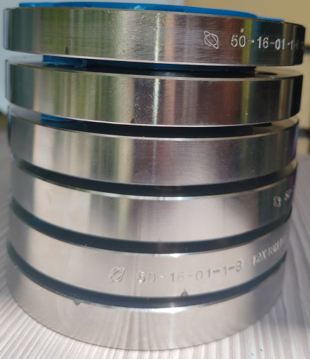 Продам новые нержавеющий​ фланцы Ду50мм Ру16