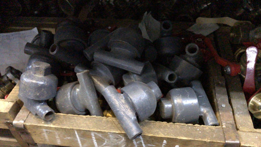 Краны 10б9(8)бк Ду10, ры​чаг - ручки к ним.  45с1​3(15)нж  Ду20,  25,  50.​ 45ч12нж Ду20 и 25