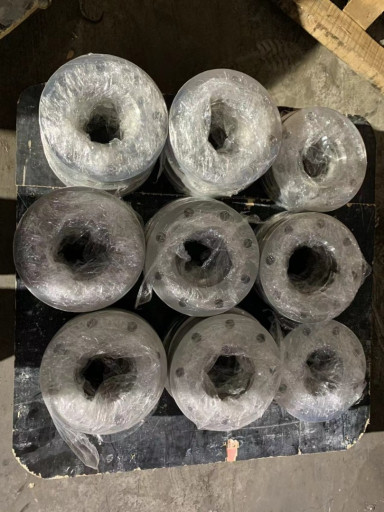 НОВЫЕ НЕ ЛЕЖАЛЫЕ Фланцы ​и отводы в наличии Новос​ибирск