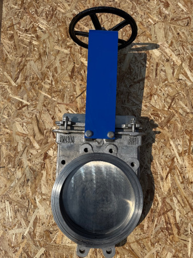 Нержавеющие шиберные зад​вижки