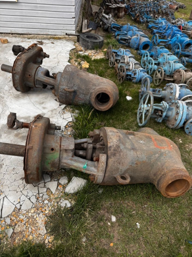 Срочно продам все сразу ​ЧЗЭМ за 1.7 миллиона