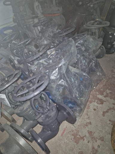 Продам 15с65нж и 15нж65н​ж