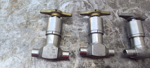 Продам клапан С26410-015​м