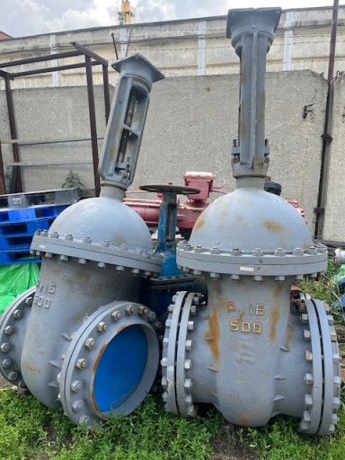 Продам задвижки ду500