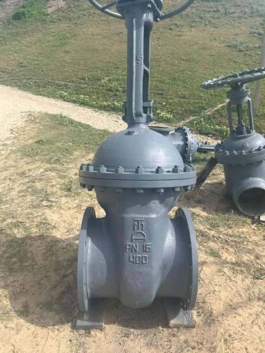 ПРОДАЮ Задвижки, есть в ​наличии