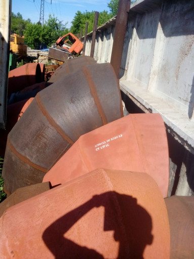 Продам отводы сварные