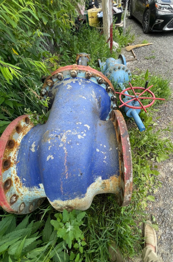 Продам задвижки