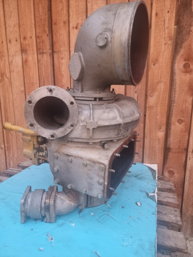 Продам судовую турбину 1​2ДМ