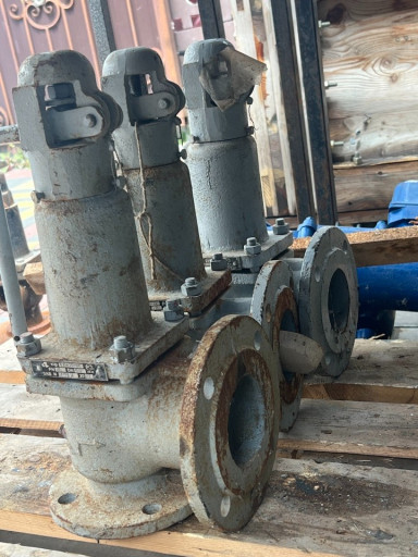 Продам запорную-арматуру задвижки/клапаны/затворы цены договорные фото и видео по запросу.