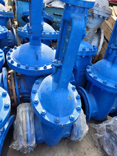 Продам задвижки 300/16 3​50/16