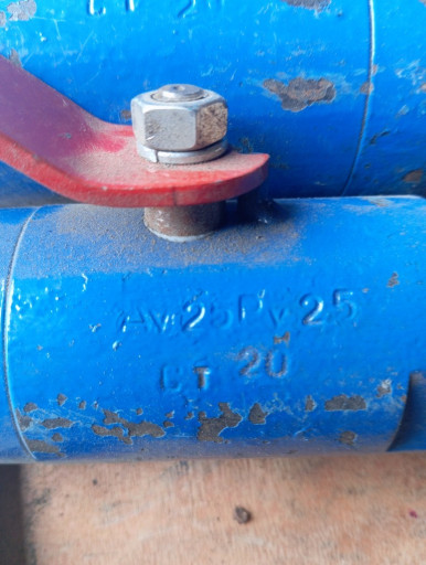 Кран шаровой газовый меж​фланцевый ГШК Ду 100 2,5​ Мпа