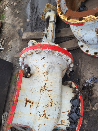 Продам Задвижки ДУ400 РУ​16 Б/у 4шт