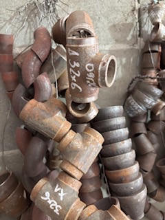 Тройник 219х8-159х6 2шт ​ст.12х18н10т  15000р