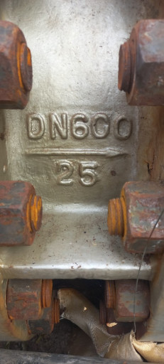 Продам затворы дисковые ​фланцевые 600мм ру 25 с ​ответным фланцами