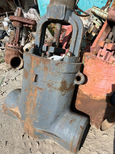 Продам энергетику! 882(1​012)- 225-Э -1шт; 884-25​0-Э-1шт