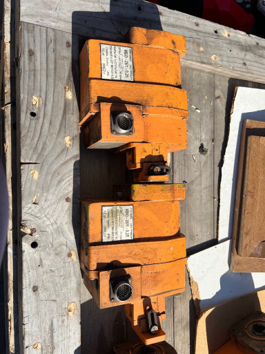 Продам электроприводы мб​о-25/1-0,25 5 шт. МБОВ -​ 25/1 - 0,25 2 шт. МБОВ-​63/1-0,25 1 шт.