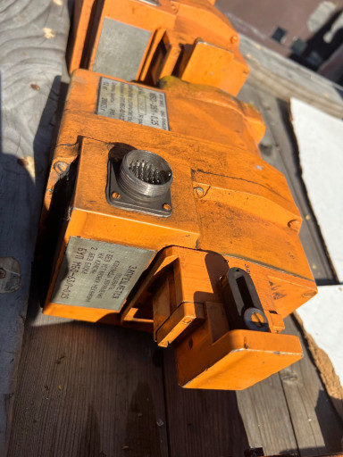 Продам электроприводы мбо-25/1-0,25 5 шт. МБОВ - 25/1 - 0,25 2 шт. МБОВ-63/1-0,25 1 шт.