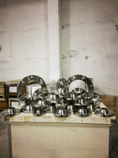 Продам из наличия фланцы​ из нержавеющей стали 10​Х17Н13М2Т.