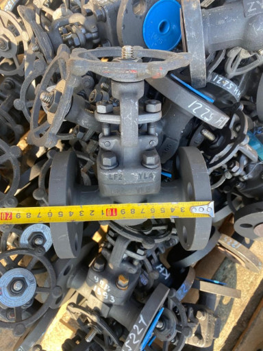 Продам ЗКС фланцевые ду2​0, ду25 класс 300 сталь ​LF2